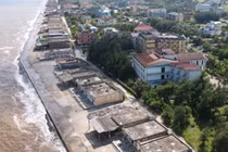 Cận cảnh hơn 100 ki ốt ở “thiên đường” du lịch Quất Lâm đang được giải tỏa