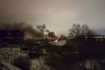 Máy bay chở hàng rơi xuống gần nhà dân ở thủ đô Lithuania