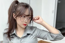 Áo sơ mi “tưởng kín hóa vô duyên” của các người đẹp công sở