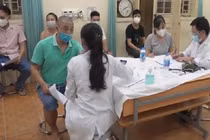 Video: Những “đêm trắng” thần tốc tiêm vắc xin COVID-19 ở Hà Nội