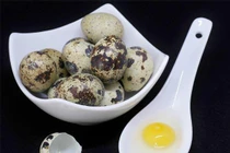 Trứng cút cực tốt cho sức khỏe nhưng "đại kỵ" với những người sau