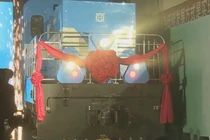 Video: Đầu máy xe lửa chạy bằng hydro