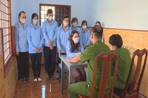 Nữ 9x cầm đầu đường dây đánh bạc hơn 400 tỉ đồng