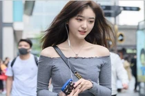 Diện jean xuống phố, mỹ nhân hút mọi ánh nhìn vì "quá chất"