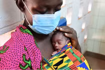 Biến chủng Omicron tấn công trẻ em dưới 5 tuổi?