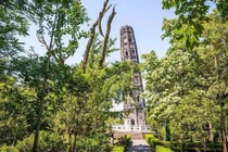 Bất ngờ tháp nghiêng nhất thế giới, Pisa còn thua xa