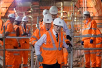 Loạt hình đầy bất ngờ về Hoàng thân Philip