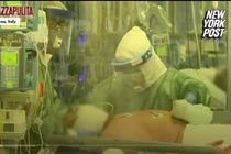 Tiết lộ hình ảnh bên trong khu điều trị bệnh nhân Covid-19 nguy kịch ở Italy