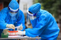 TPHCM cần làm gì khi đã xuất hiện biến chủng Omicron cộng đồng?