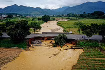 Toàn cảnh lũ lụt, hạn hán nghiêm trọng ở Trung Quốc