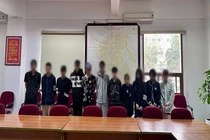 Hai thiếu nữ ghen tuông, 70 thanh thiếu niên tham gia hỗn chiến