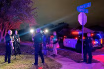 Xả súng kinh hoàng khắp nước Mỹ vào cuối tuần, 140 người chết