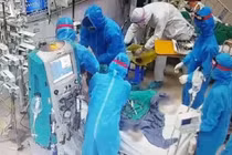 Đề xuất công nhận liệt sĩ với 3 nhân viên y tế qua đời khi chống dịch COVID-19