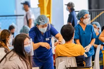 Thế giới có hơn 203 triệu ca mắc COVID-19