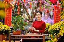 Mẹ vùng cao nuôi 7 con vì chồng ngoại tình, bỗng hóa thành người mẫu