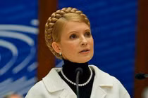 Cựu Thủ tướng Ukraine cảnh báo ông Zelensky