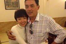 Tóc Tiên cao 1m68 vẫn “bé như kẹo” bên người đàn ông quyền lực