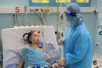 Ca ghép gan thành công cho bé gái 7 tuổi tại TP.HCM