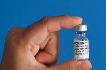 Bộ Y tế phân bổ gần 1,5 triệu liều vaccine Pfizer
