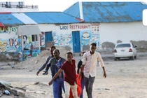 Đánh bom ở bãi biển Somalia, hàng chục người thiệt mạng