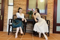 Ngọc Lan tái ngộ Lý Nhã Kỳ sau 12 năm đóng chung phim