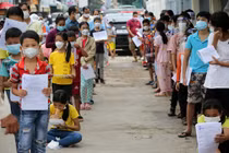 Nước Đông Nam Á đầu tiên tiêm vaccine Covid-19 cho trẻ em 6-12 tuổi