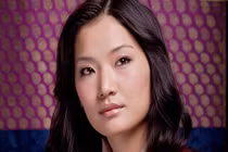 Tổ ấm hạnh phúc của Hoàng hậu Bhutan xinh đẹp "vạn người mê"