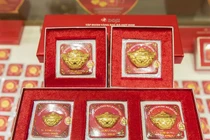 Giá vàng hôm nay 4/4: Nga - Ukraine khó đoán, “ôm tiền” chờ tăng giá