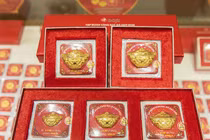 Giá vàng hôm nay 4/4: Nga - Ukraine khó đoán, “ôm tiền” chờ tăng giá