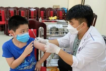 Ngày 26/9: Số ca mắc COVID-19 mới tăng vọt lên 1.432 ca