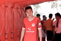 Cầu thủ sinh năm 2000 khiến fan nữ đòi "làm dâu Thanh Hóa"