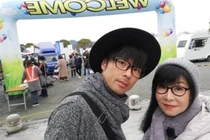 Chàng trai 37 tuổi quyết định lấy người phụ nữ 62 tuổi làm vợ