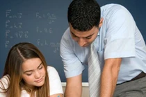 Có nên tỏ tình với thầy giáo hay lặng lẽ làm “em gái mưa“?