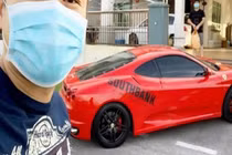 Lỗ nặng vì COVID-19, nhà hàng dùng xe sang Ferrari F430 giao hàng