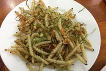 Đặc sản ở Việt Nam nhìn ghê rợn nhưng giá nửa triệu/kg