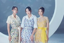 Lộ bằng chứng Hoa hậu Kỳ Duyên không thể cao 1m76