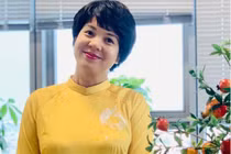 MC Diễm Quỳnh trẻ trung, sành điệu ở tuổi 49