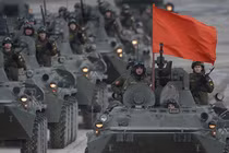 Video: Dàn vũ khí 'khủng' của Nga diễn tập chuẩn bị Ngày Chiến thắng 9/5