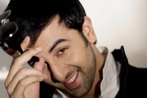 Tướng mạo gã đàn ông họ Sở mười mươi phụ nữ nên đề phòng