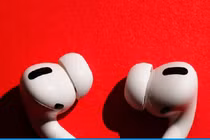 AirPods 3 có thể ra mắt vào năm sau, giá rẻ