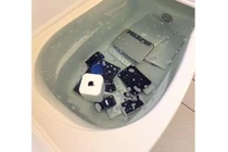 Phát hiện bạn trai "ăn vụng", cô gái trả đũa khiến anh chàng "đứt từng khúc ruột"