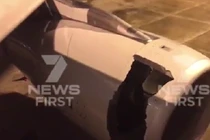 Kinh hoàng máy bay Trung Quốc thủng động cơ giữa trời