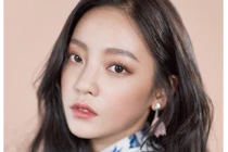 Nữ ca sĩ thần tượng Kpop bị nghi hút cần sa