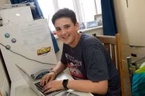 Video: Thử trí thông minh của thần đồng có IQ cao hơn Einstein