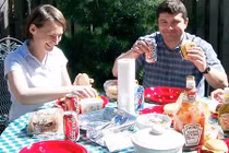 "Ngã ngửa" khi biết hàng xóm lâu năm là điệp viên Nga