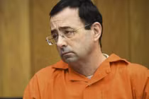 Bác sĩ "yêu râu xanh" Mỹ khét tiếng lạm dụng tình dục 250 phụ nữ