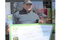 Không nghe lời vợ, người đàn ông trúng số 4 triệu USD