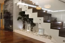 Ý tưởng trang trí không gian bên dưới cầu thang giúp nhà thêm sang