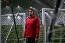 Stuart Taylor: Hai thập kỷ đóng vai “bóng ma” trong khung gỗ