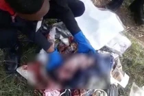 Hãi hùng phát hiện em bé sơ sinh trong đống rác